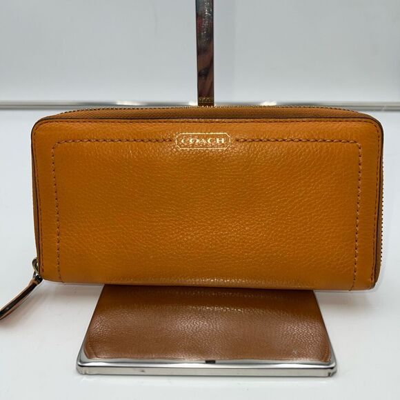 Coach Long Zip Around Leather Continental Wallet - Picture 1 of 13